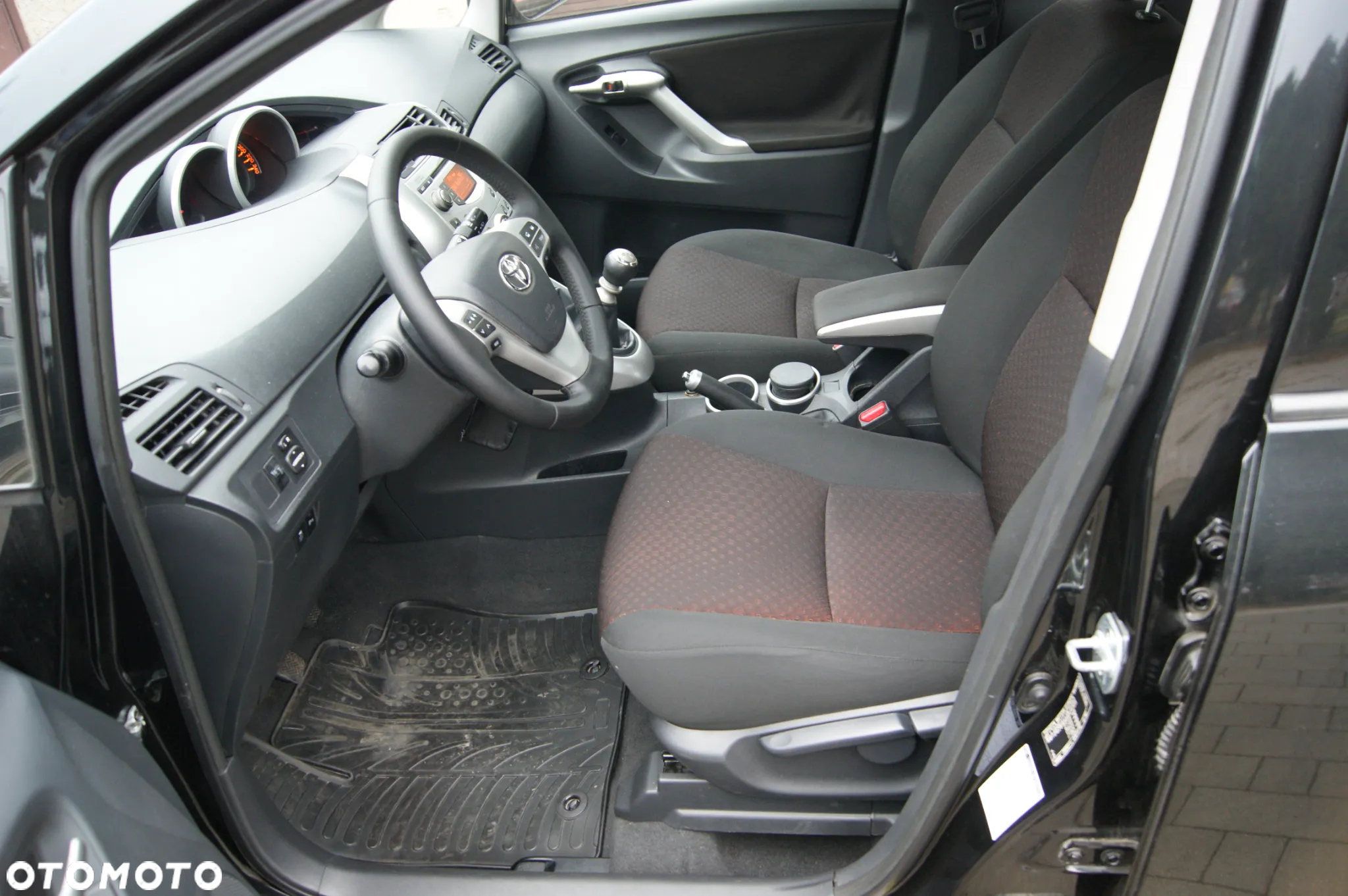 Toyota Verso 1.8 7-Sitzer Edition S - 17