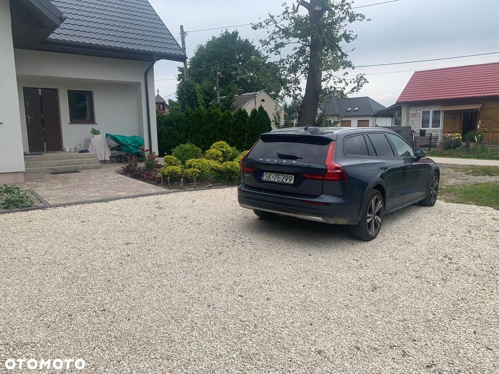 Volvo V60 Cross Country B4 D AWD Plus - 8