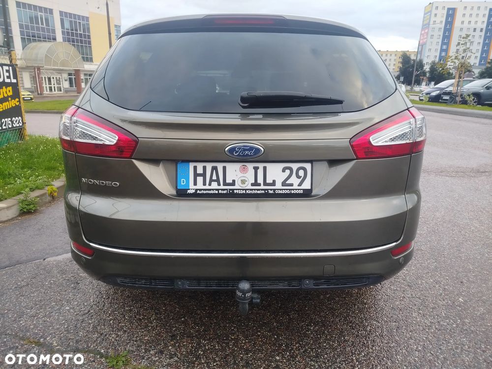 Ford Mondeo - 28