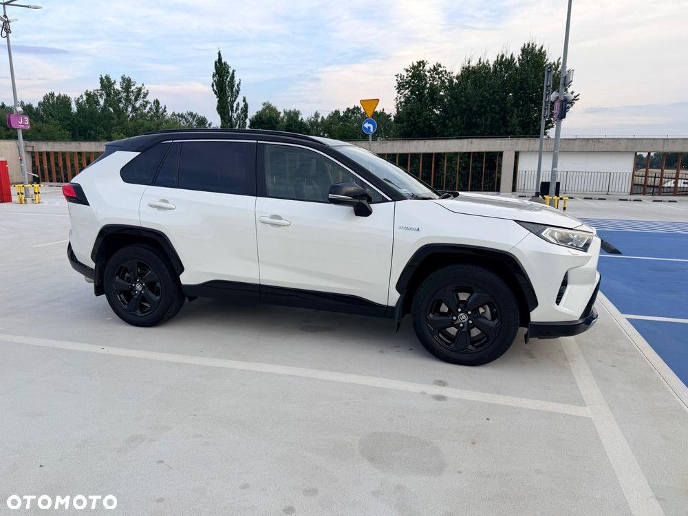 Toyota RAV4 2.5 Hybrid Black Edition by JBL 4x2 - 6