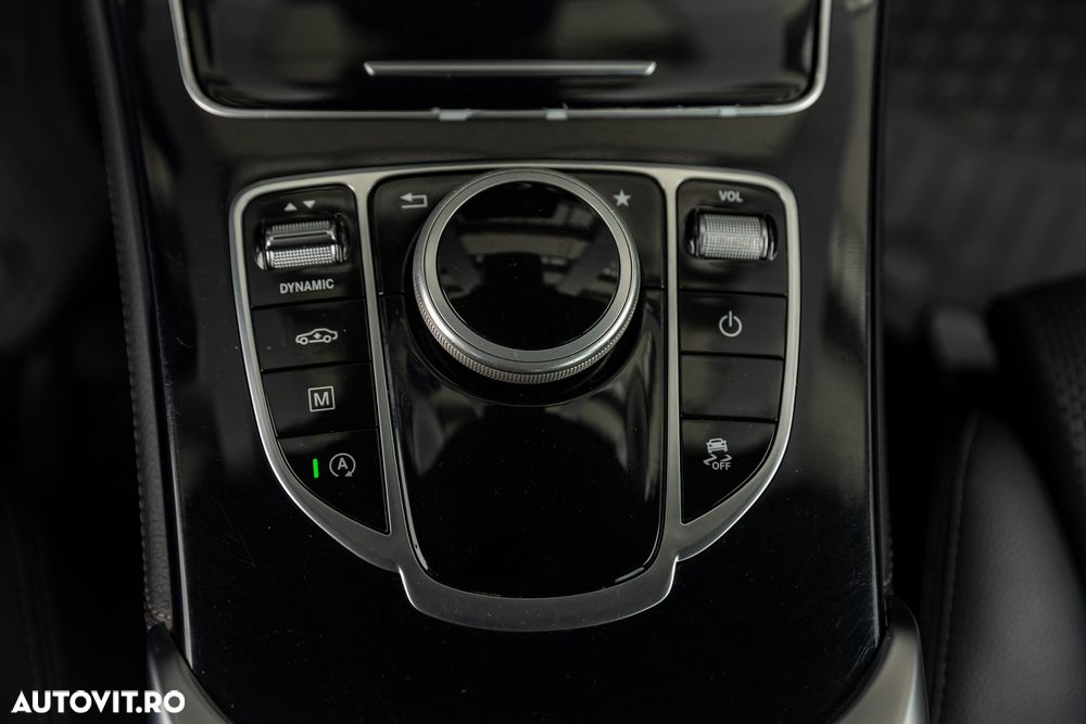 Mercedes-Benz GLC - 36