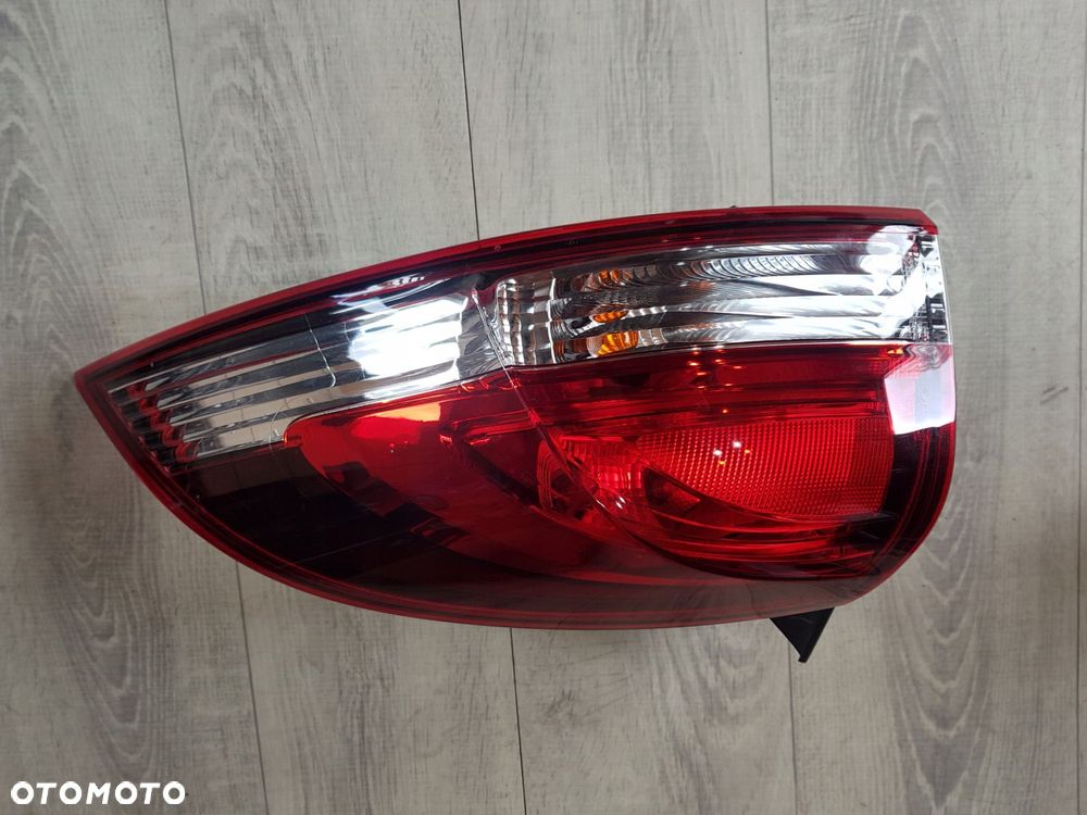lampa tylna prawa lub lewa clio iv kombi - 1