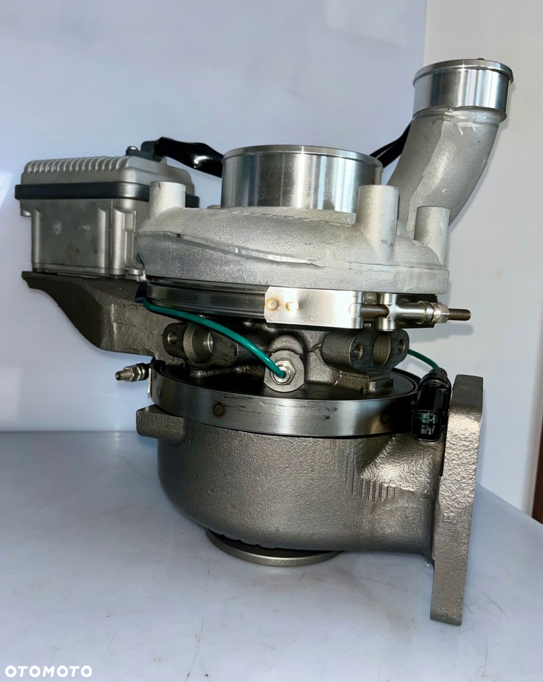 NOWA Turbosprężarka John Deere RE548373 DZ100184 RE548374 Rabat1300zł OPIS - 2