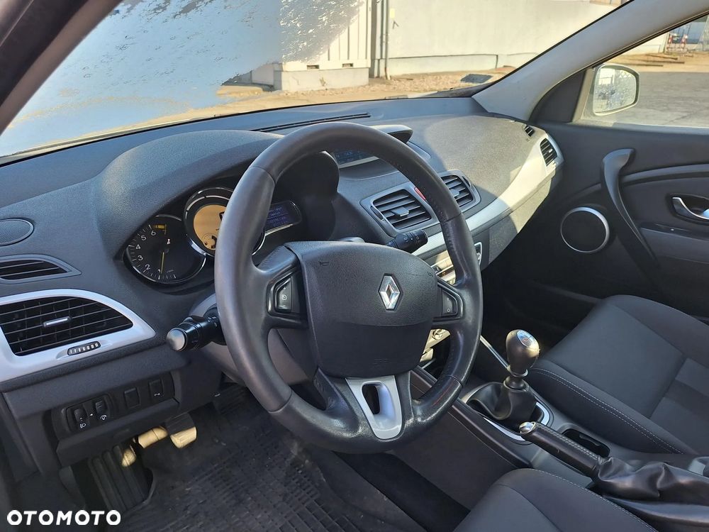 Renault Megane 1.6 16V Dynamique - 3
