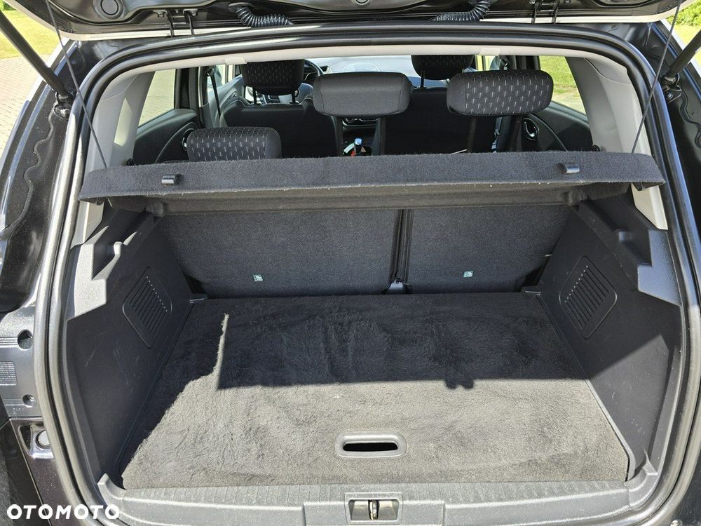 Renault Captur - 19