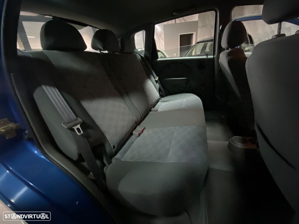 Chevrolet Kalos 1.2 SE AC - 17
