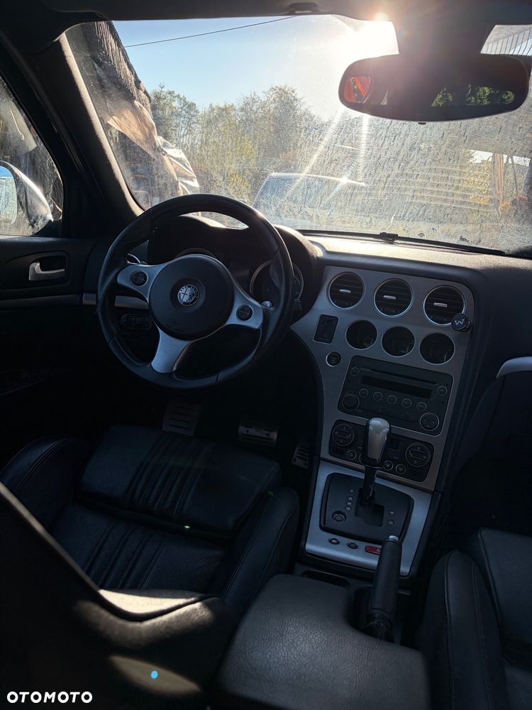 Alfa Romeo 159 2.4 JTDM 20V DPF Q-Tronic ti - 12