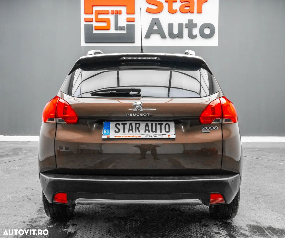 Peugeot 2008 1.2 PureTech Turbo Allure - 5