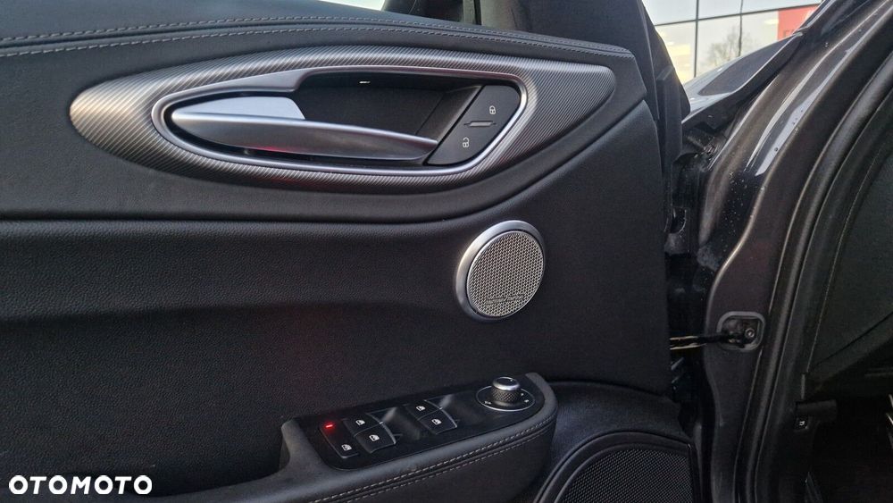 Alfa Romeo Giulia 2.0 Turbo Veloce Q4 - 28