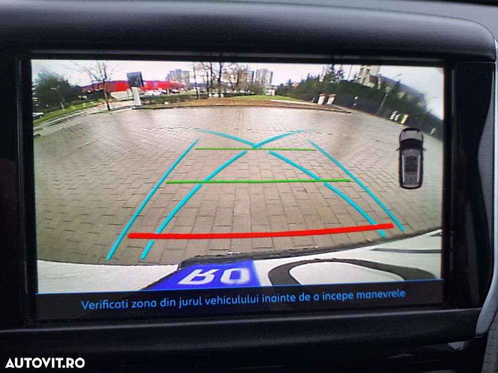 Peugeot 2008 PureTech 130 Allure Pack - 8