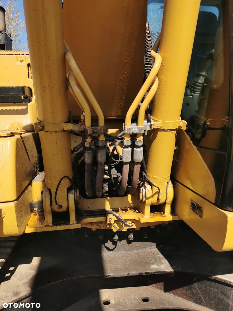 Caterpillar 318C - 5