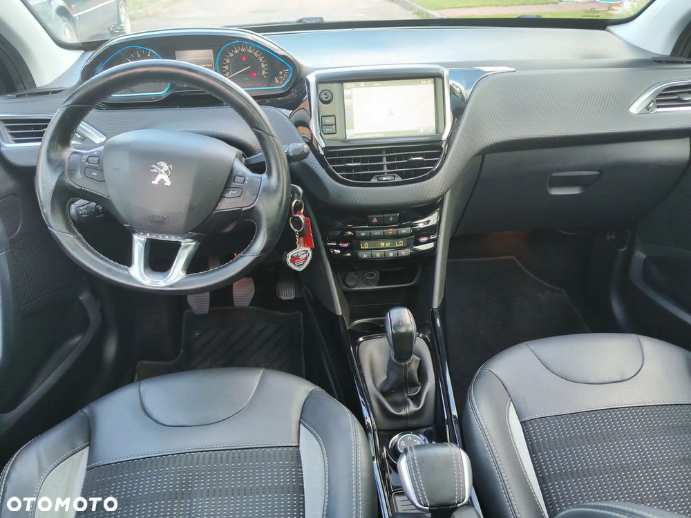 Peugeot 2008 PureTech 110 Stop&Start Crossway - 6