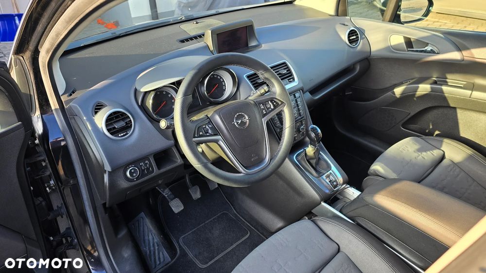 Opel Meriva 1.4 T Cosmo - 11