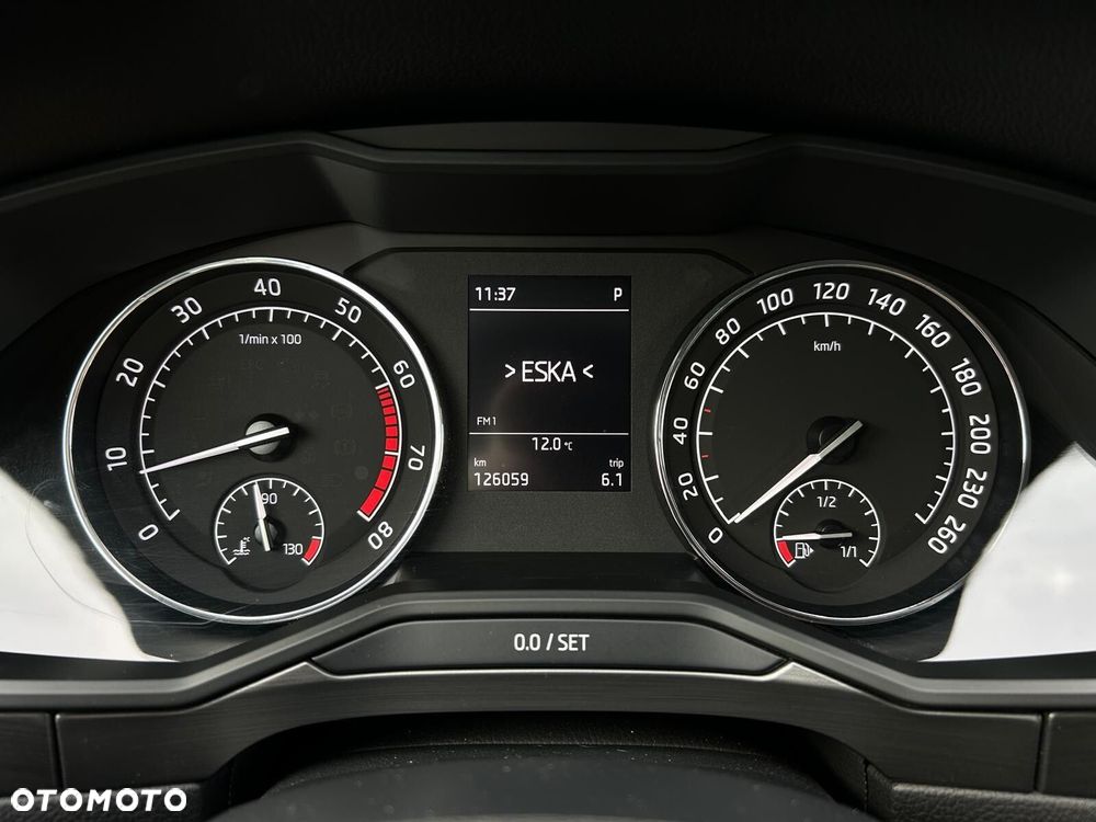 Skoda Superb 1.5 TSI ACT Ambition DSG - 24