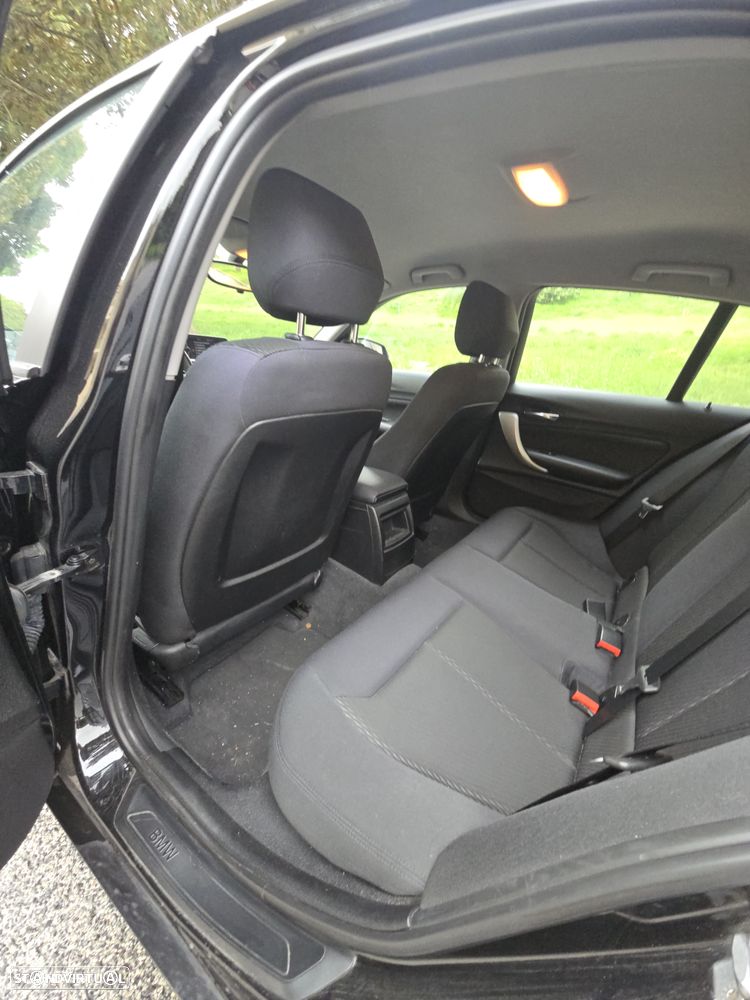 BMW 116 d EDynamics Line Urban - 23