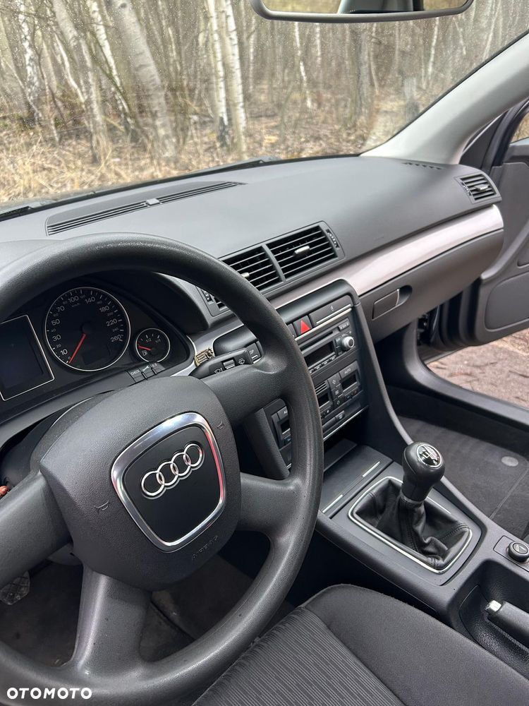 Audi A4 Limousine 2.0 TDI DPF - 15