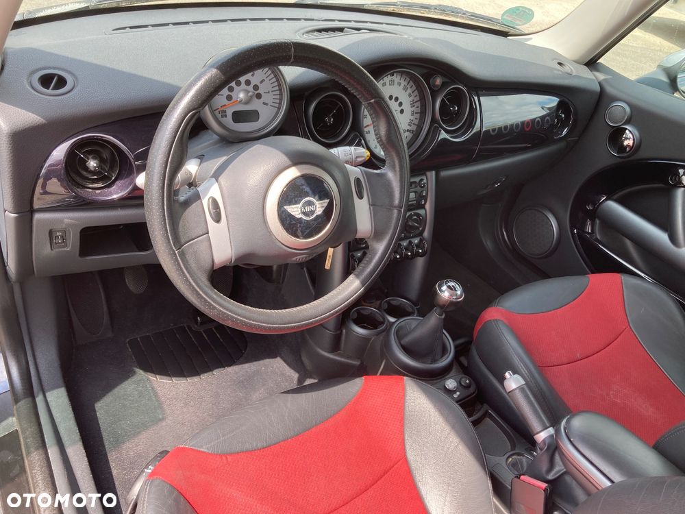 MINI Cooper Seven - 5