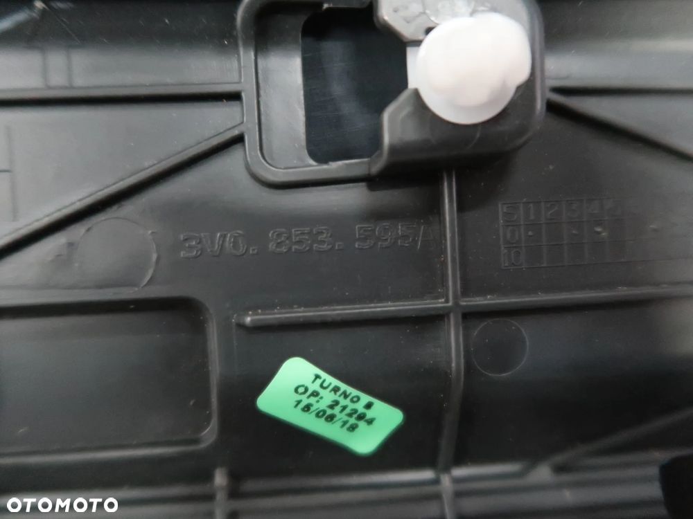 Listwa boczna skoda 3V0854949 - 6