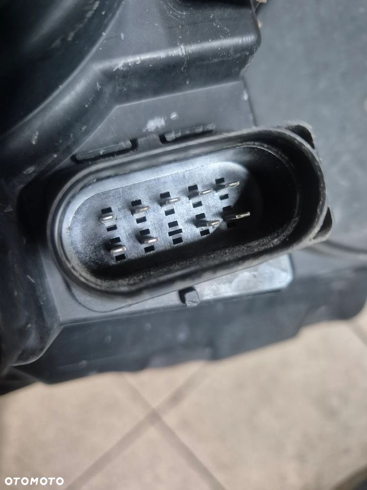 LAMPA LEWA PRZÓD FORD TRANSIT CUSTOM I  13-17r. - 5