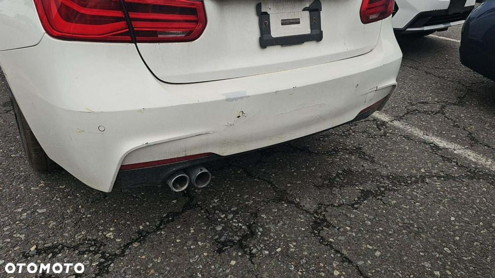 BMW Seria 3 330i xDrive M Sport - 13