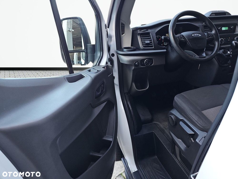 Ford transit - 12