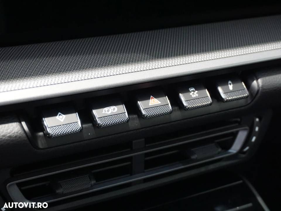 Porsche 911 Carrera Cabriolet PDK - 18