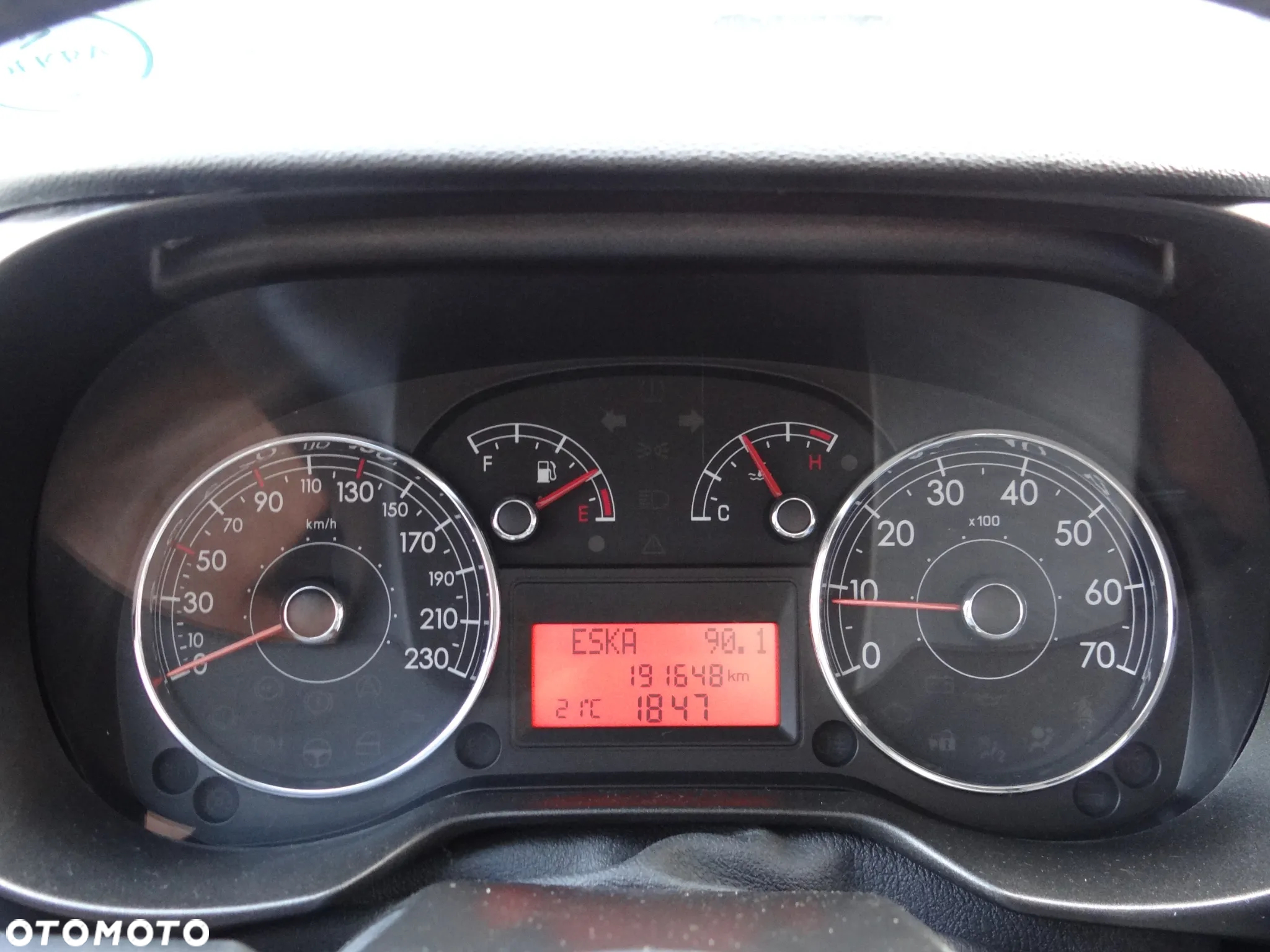 Fiat Punto 1.4 Young - 26