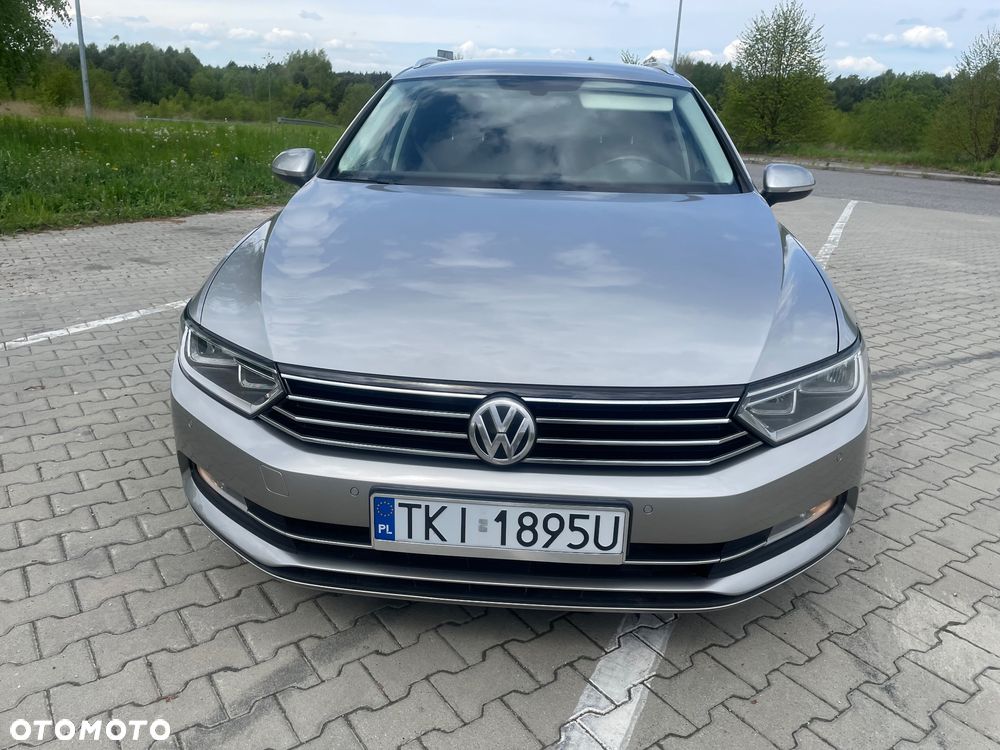 Volkswagen Passat - 4