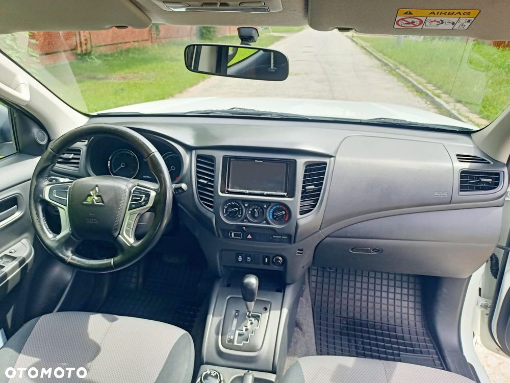 Mitsubishi L200 Pick Up 4x4 S&S Autm Double Cab Plus - 12