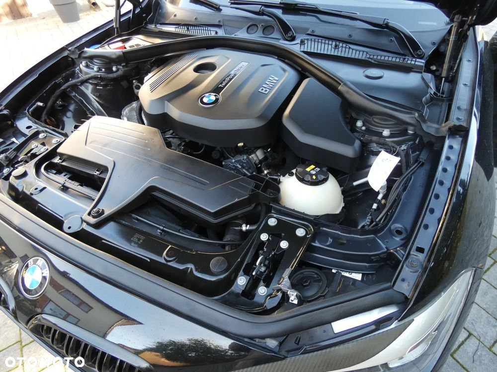 BMW Seria 1 118i Sport Line - 34