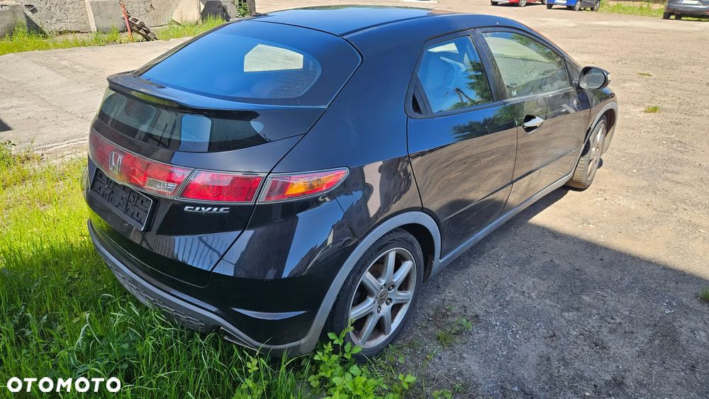 Honda Civic 1.8 Executive - 4