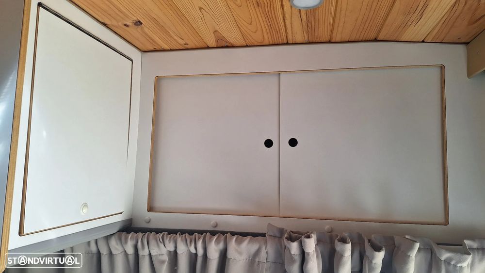 VW Transporter 2.0 TDI BM Extra AC - 21