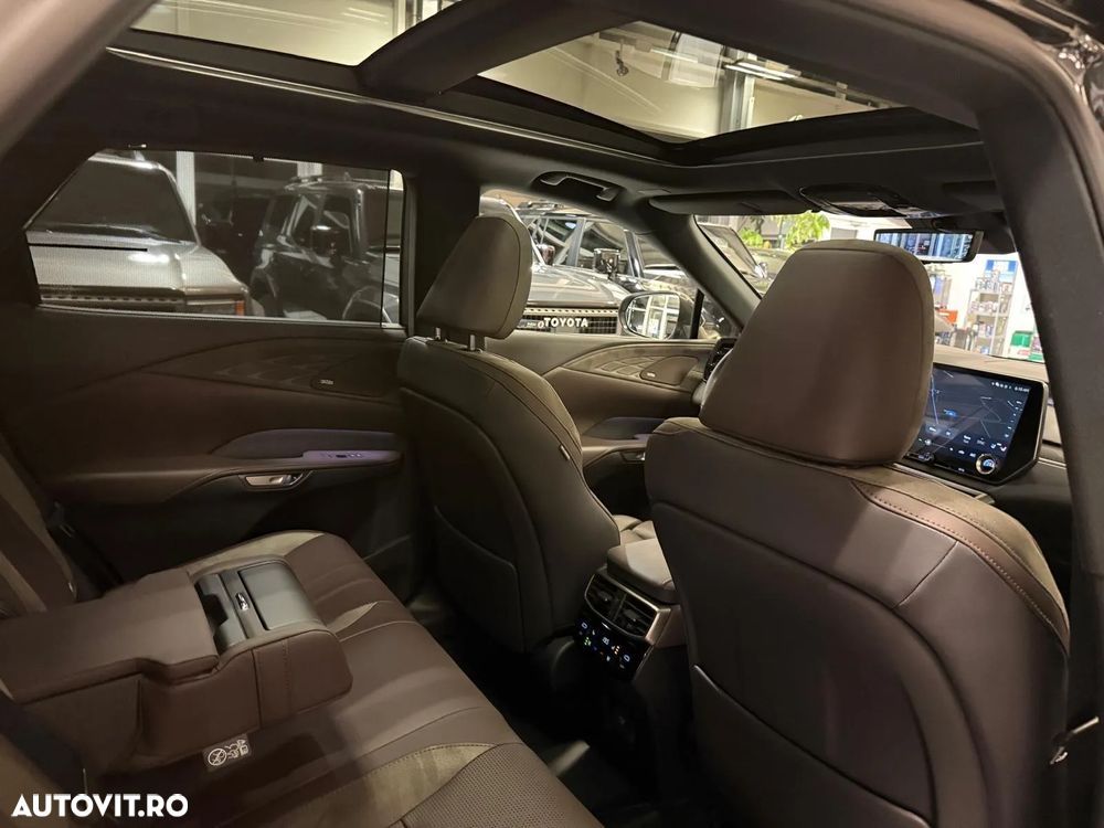 Lexus Seria RX 450h+ E-Four PHEV Luxury - 24