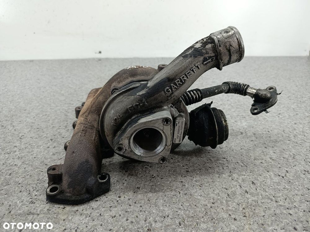 TURBINA Z KOLEKTOREM ALFA ROMEO 159 55205181 GARRETT 1.9 JTD - 4