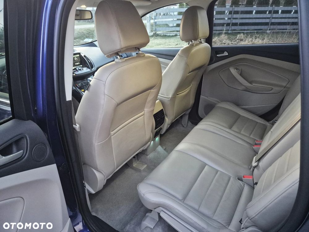 Ford Escape 2.0 EcoBoost AWD Titanium - 15