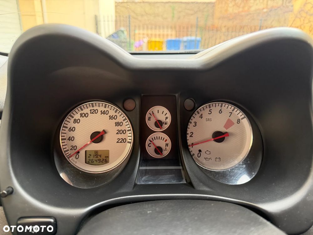 Mitsubishi Outlander 2.0 2WD Invite - 19