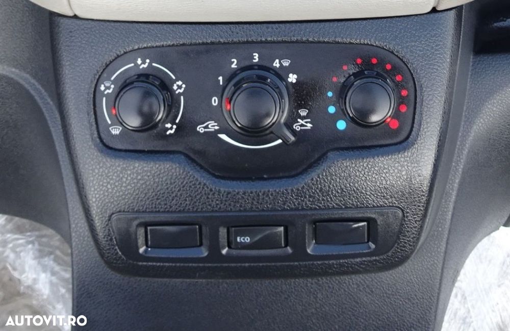 Panou comanda AC Dacia Dokker din 2013 - 1