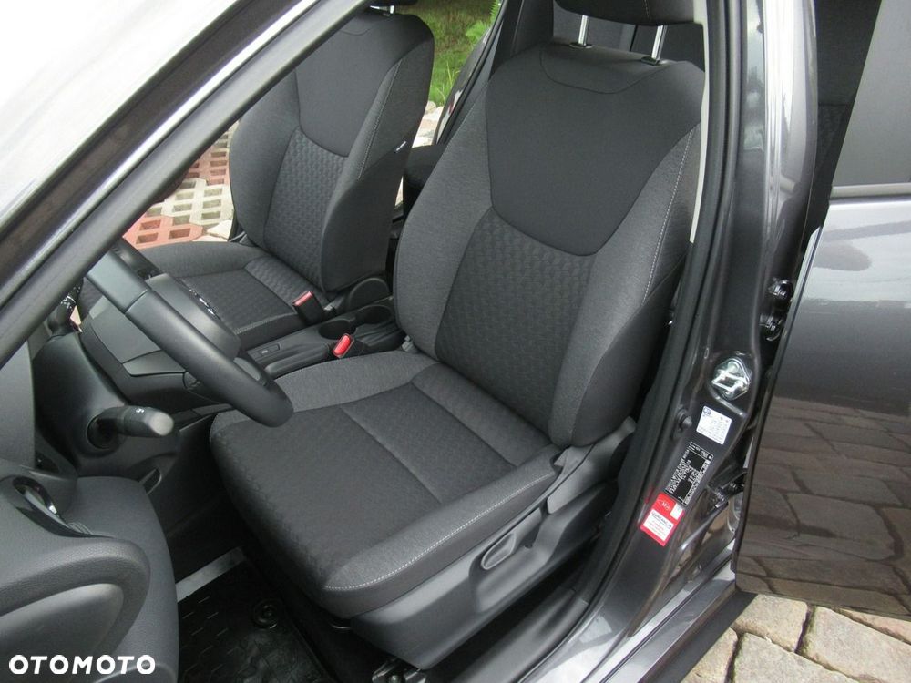 Toyota Yaris 1.0 Comfort - 6