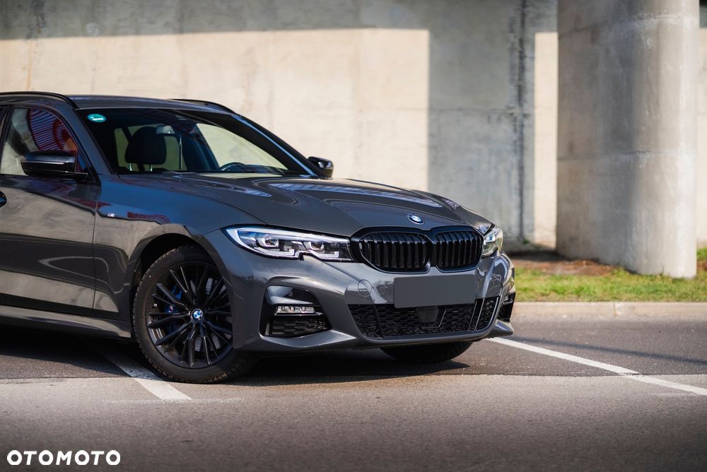 BMW Seria 3 330i Edition M Sport Shadow - 9