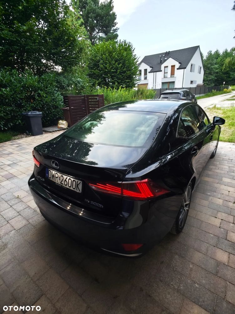 Lexus IS 300h Elegance EU6 - 4