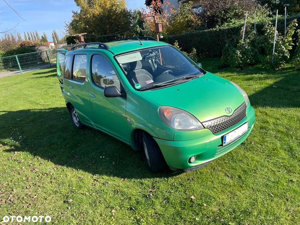 Toyota Yaris Verso 1.3 - 1