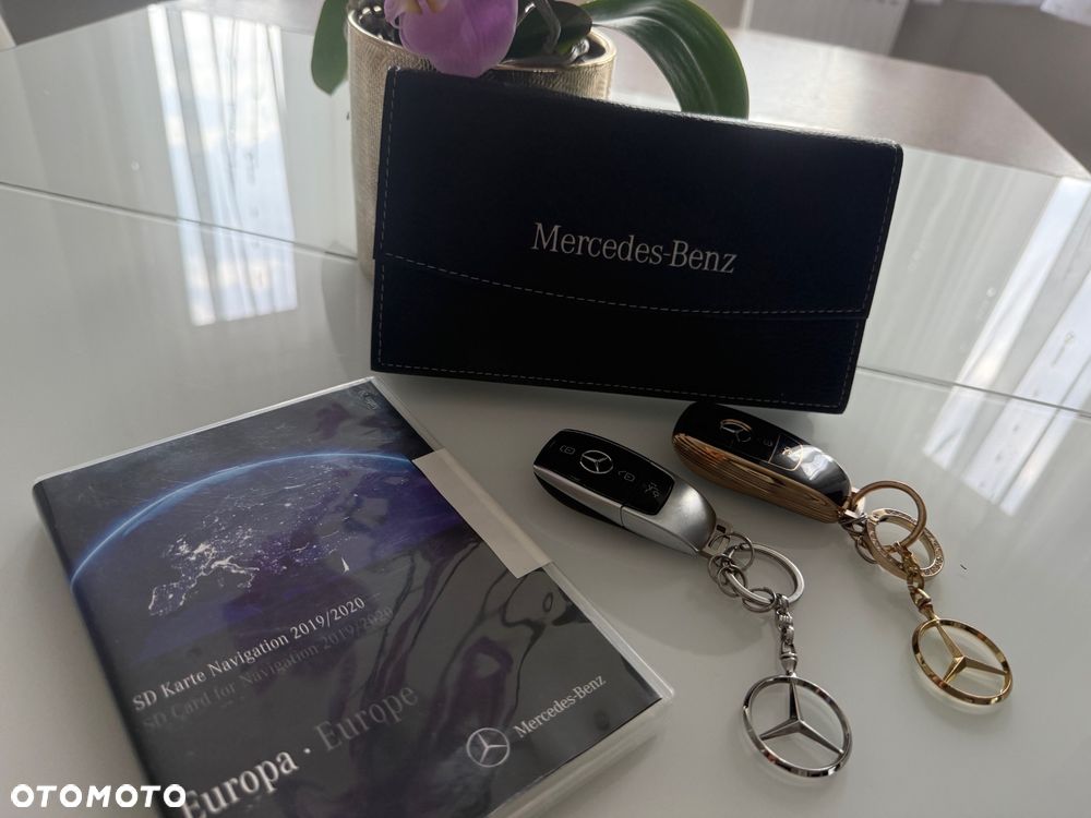 Mercedes-Benz CLS - 12