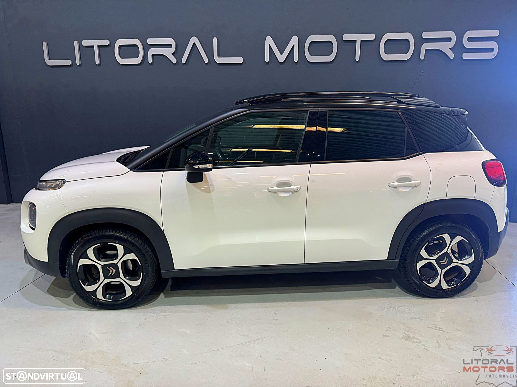 Citroën C3 Aircross 1.2 PureTech Shine EAT6 - 6