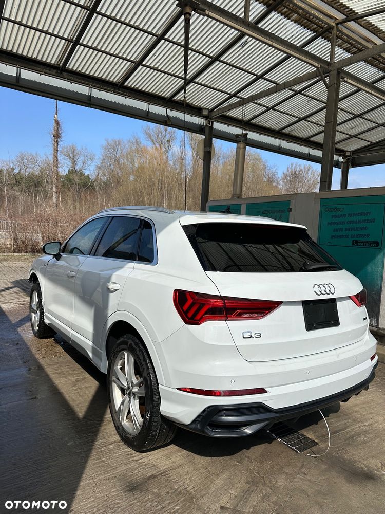 Audi Q3 45 TFSI Quattro S tronic - 4