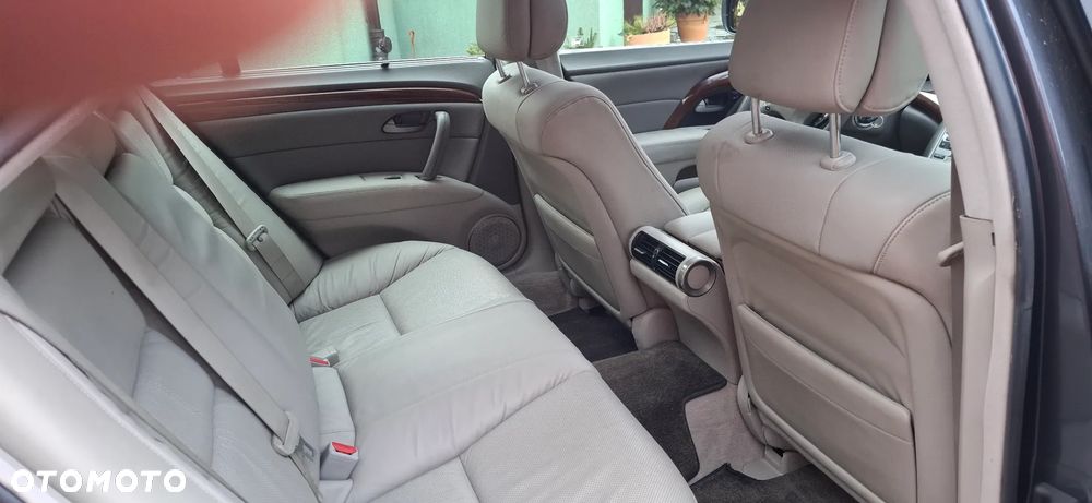 Honda Legend 3.5 V6 SH-AWD - 34