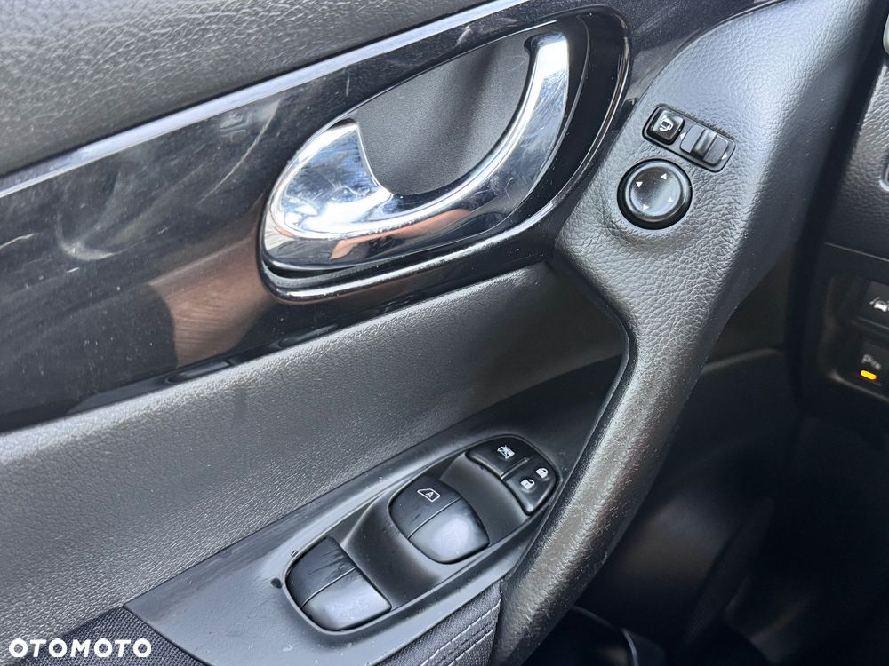 Nissan Qashqai - 13