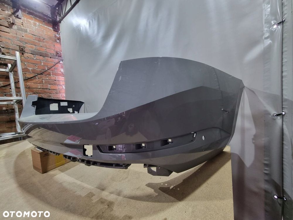 ZDERZAK TYŁ SKODA SUPERB KOMBI - 2