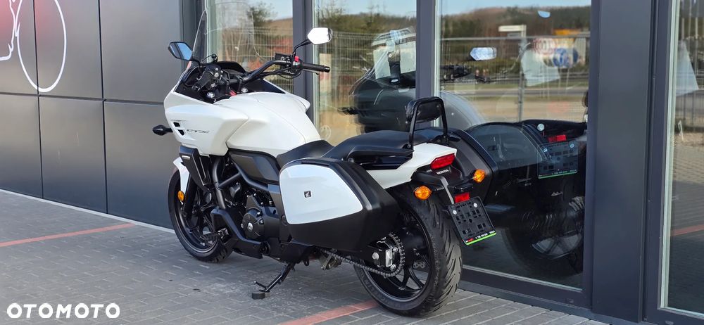 Honda CTX - 27
