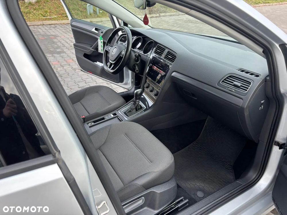 Volkswagen Golf Variant 1.5 TSI BMT Comfortline DSG - 11