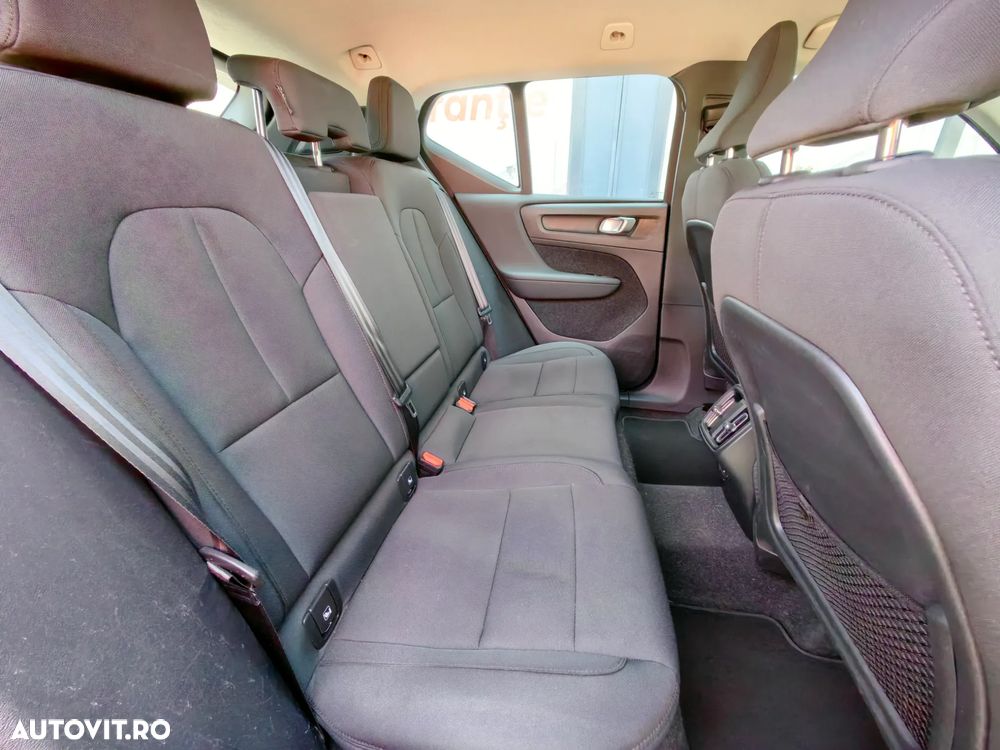 Volvo XC 40 T2 AT8 Momentum - 20
